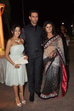 Nandish Sandhu, Rashmi Desai, Tina Dutta at ITA Awards on 25th Sept 2011 (13).JPG